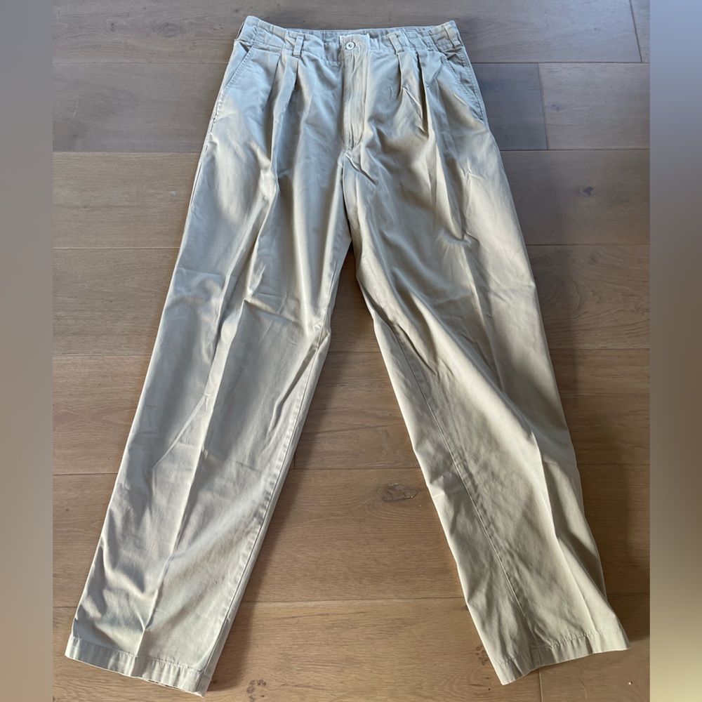 Banana Republic Khaki pants size 34/34